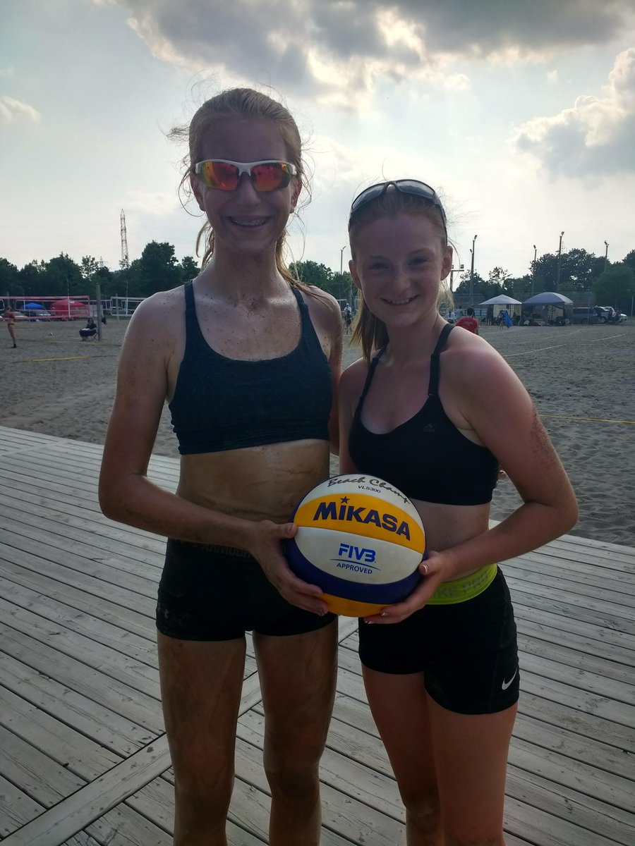 HamiltonBeachVC's tweet image. These kids have so much to be proud of, including the fact that they finished in the top three at #BeachVolleyball tournaments this summer! #HamOnt #youthsports