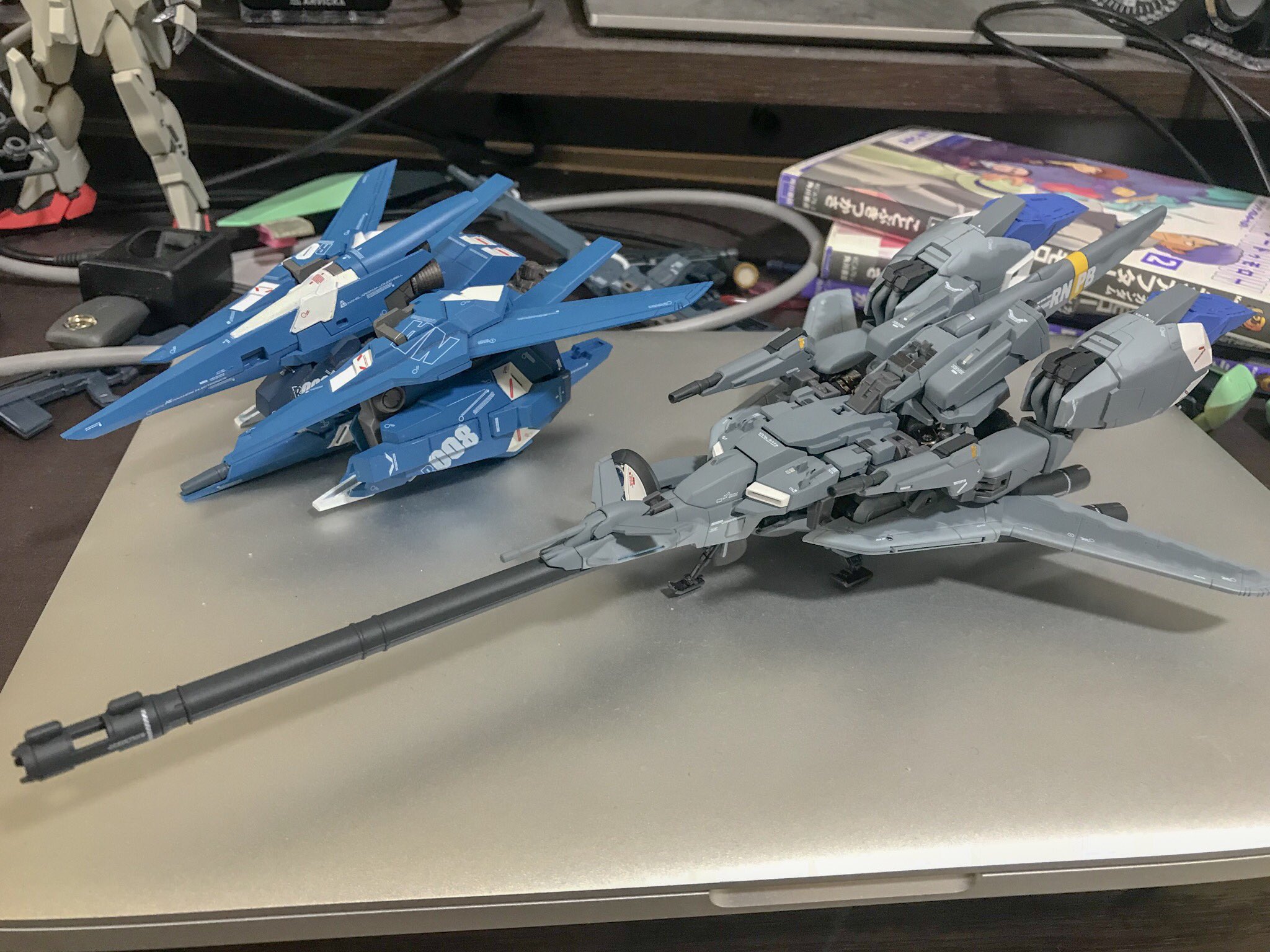 あじたま على تويتر ロボ魂ゼータプラスをgffnリゼルと Gff版を知っている身としてはここまでかっちり変形できるロービジゼータプラスって夢のようだよ