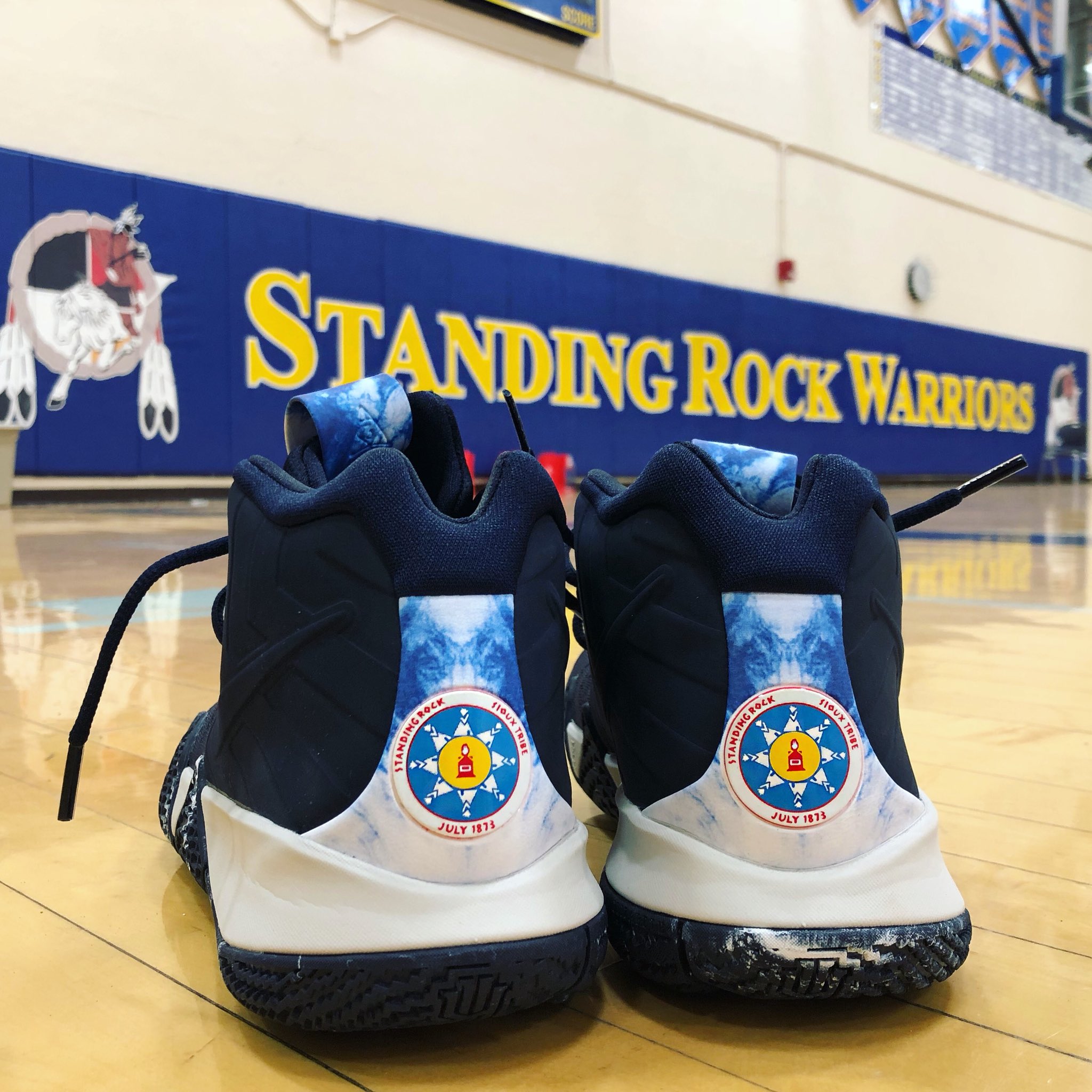 Standing rock sales kyrie 4