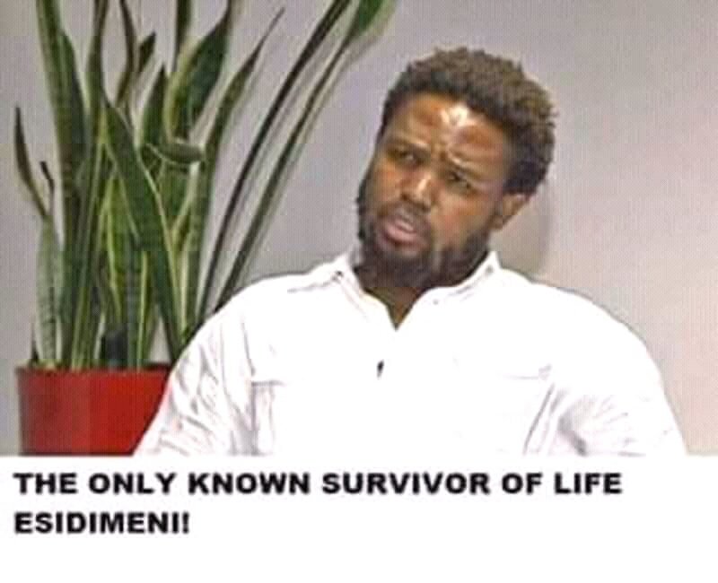 SimonMangena3's tweet photo. To all those who take this clown serious them too must be suffering from the same mental disorder (Veskopies) https://t.co/ZeeCt1awEF