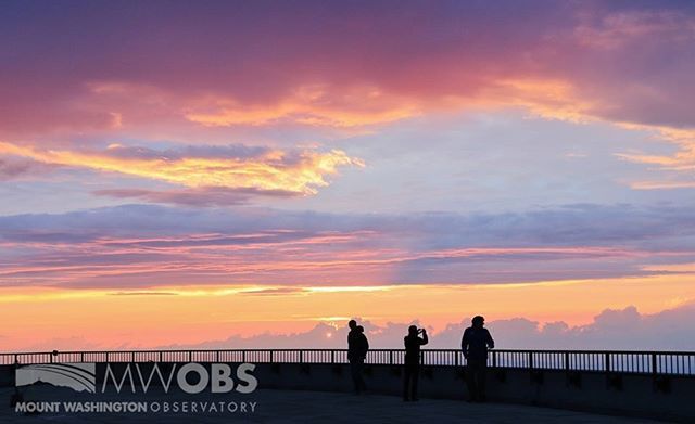 MWObs's tweet photo. Simon (left), Sarah (middle), and Griffin (right) were out enjoying the splash of color at today's sunset. 
For tomorrows forecast, head to https://t.co/nTW5QhHNSU

#nhwx #nh #newengland #newhampshire #whitemountains #whitemountainsnh #presidentialr… https://t.co/SzJ83Z7nU4 https://t.co/I7bgmepujC