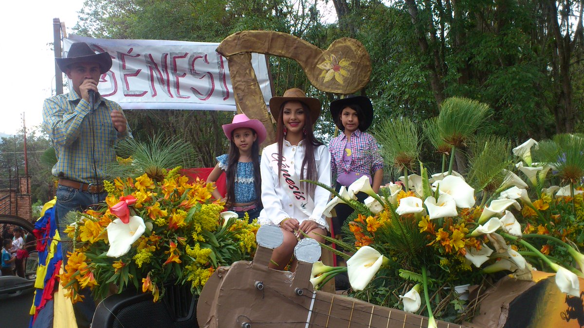 CRAC7JAUREGUI's tweet photo. #CIRCUITO 7 PRESENTE EN EL DESFILE DE FERIAS Y PRESENTACIÓN DE LAS CANDIDATAS #LA GRITA #MUNICIPIO JÁUREGUI- ESTADO TÁCHIRA @jaureguic72015 @supervisionZET1 @CLIFPJauregui @CLIFPMTACHIRA @CRAZET @ZonaEducTachira @MPPEDUCACION @charlychaves https://t.co/lAQjuSnrrC