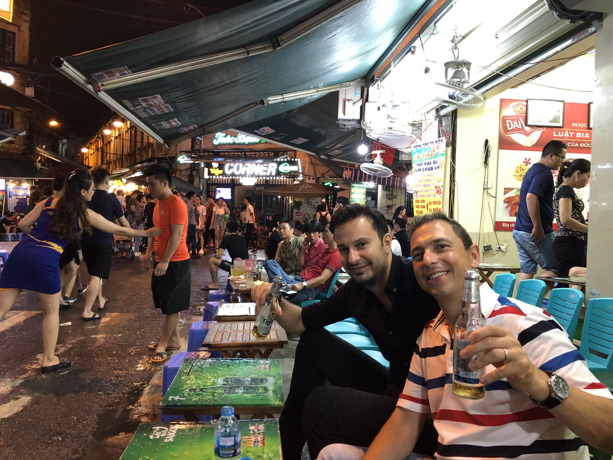 bciubotaru's tweet image. Enjoying Hanoi. A growing city, full of life.