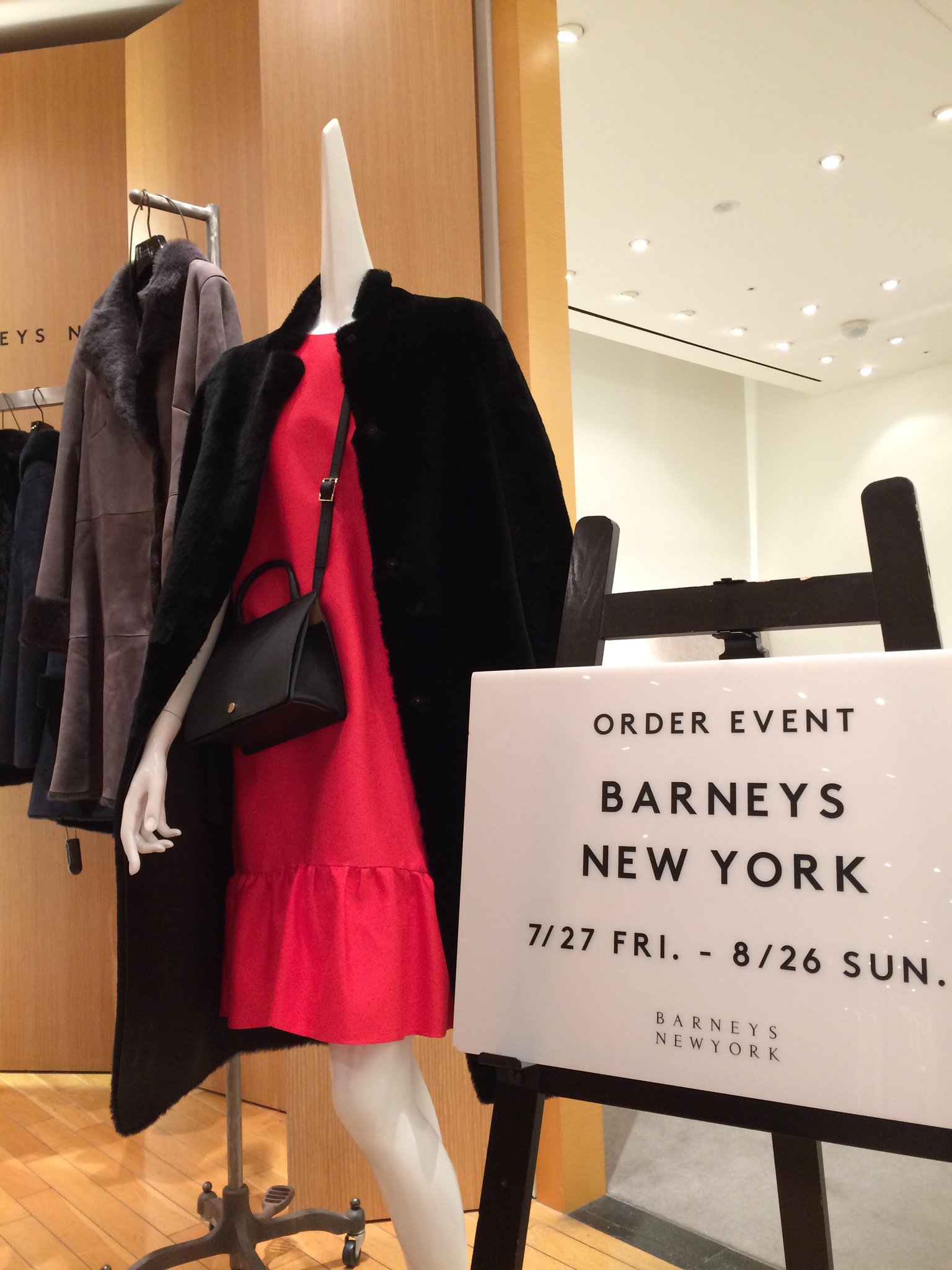 バーニーズ ニューヨーク on Twitter: "銀座本店より: ＜バーニーズ ニューヨーク＞アウターウェアのオーダーイベントを8/26（日