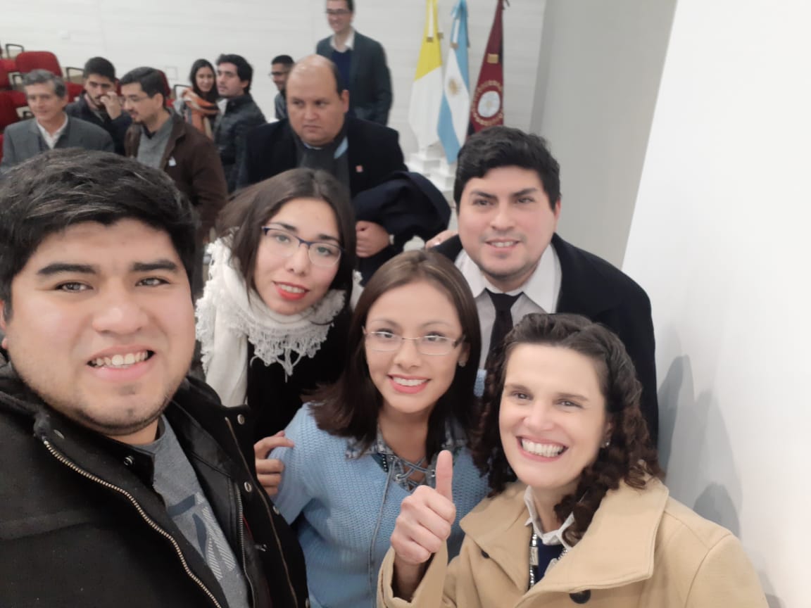 ComisionFederal's tweet photo. La Seccional Salta de la Comisión Federal de Abogados ProVida en la Universidad Católica de Salta junto a @fiore_cristina 
#RevolucionProvida 
#RechazoTotalEnElSenado https://t.co/epgqY0GfS3
