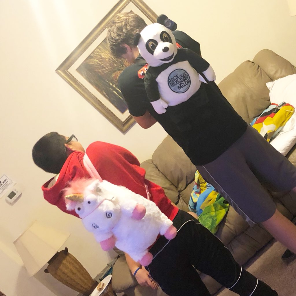 CBHHotel's tweet photo. “Everybody Say Hashtag!!!” @FallonPanda @jimmyfallon @FallonTonight #hashtagpanda #fluffyunicorn https://t.co/UYUUM67G65