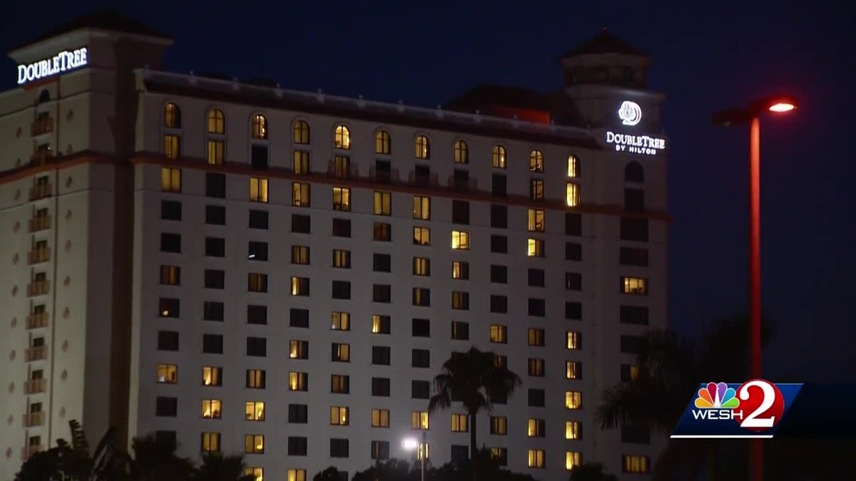 Rash of thefts has hotel guests furious dlvr.it/Qd1s00