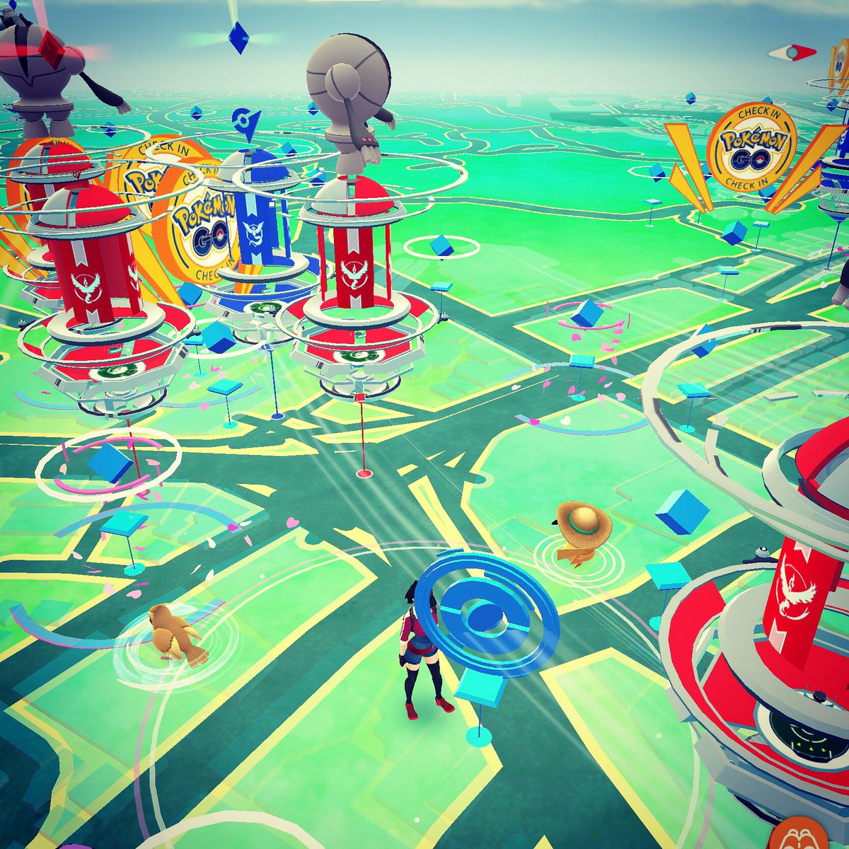 よこすかピアノスタジオ 横須賀中央駅そば ポケモンgo のジムやポケストップが多いことで知られる横須賀中央駅近辺ですが よこすかピアノスタジオ からでも充電しつつ遊ぶことも可能 それ以外にも飲食を含め ヨガ教室 個人塾など 様々な利用が