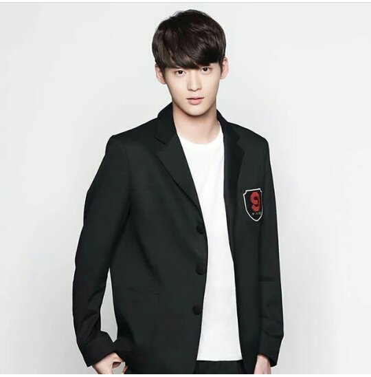 jysky32's tweet photo. RIP คิม ดงยุน😭สมาชิกวง Spectrum หนึ่งในผู้ร่วมรายการMIXNINE เสียชีวิตด้วยอายุ20ปี ต้นสังกัดออกมาคอนเฟิร์มแล้ว ขอแสดงความเสียใจกับครอบครัวและเพื่อนๆพี่ที่ร่วมงานกับคิม  ดงยุน ด้วยนะค่ะ😭💓🙏(นอนหลับให้สบายนะพี่ ไปอยู่บนฟ้าแล้ว😭😭😭)
#ripkimdongyoon 
#RIPDongyoon https://t.co/qGDvmhCRPc