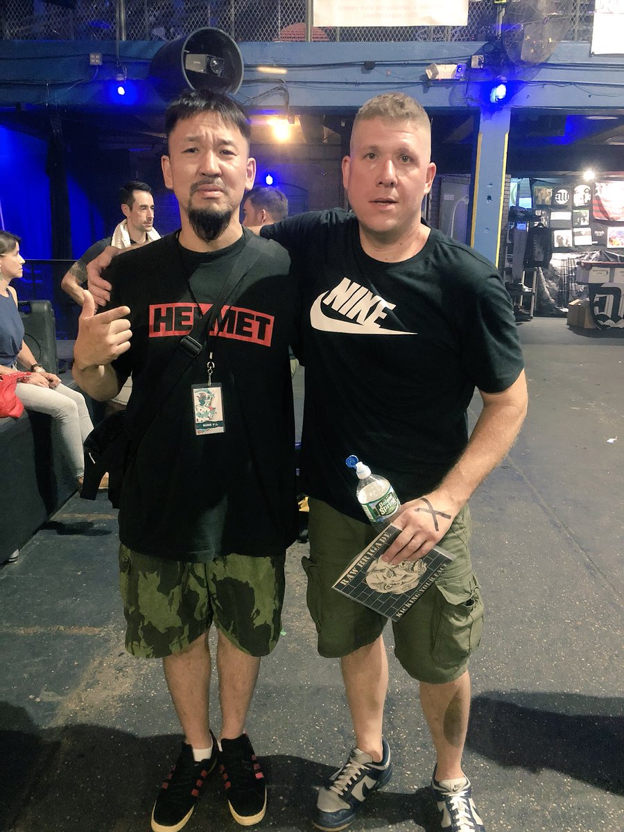 senta76's tweet photo. with Mr. Anthony "Wrench" Moresschi 🔥
@TenYardFightBOS 
#BOSTONHARDCORE
#TenYardFight
#TIHC2018
レジェンド最高でした🙌

https://t.co/SNkvwNWRLI https://t.co/VYoXmrQYIk