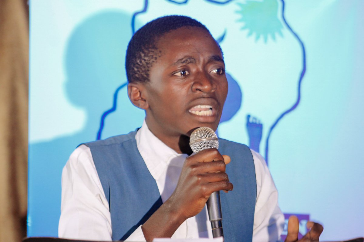 HelloHubsUganda's tweet photo. "Poverty is the cause of early marriage in Uganda "
-Child headed families are in most cases poor therefore children from such families get married early 
-Greed for bride price is brought about by poverty which forces most parents to send their girls into marriage @ImagineHer2 https://t.co/mRhc6XGMCM