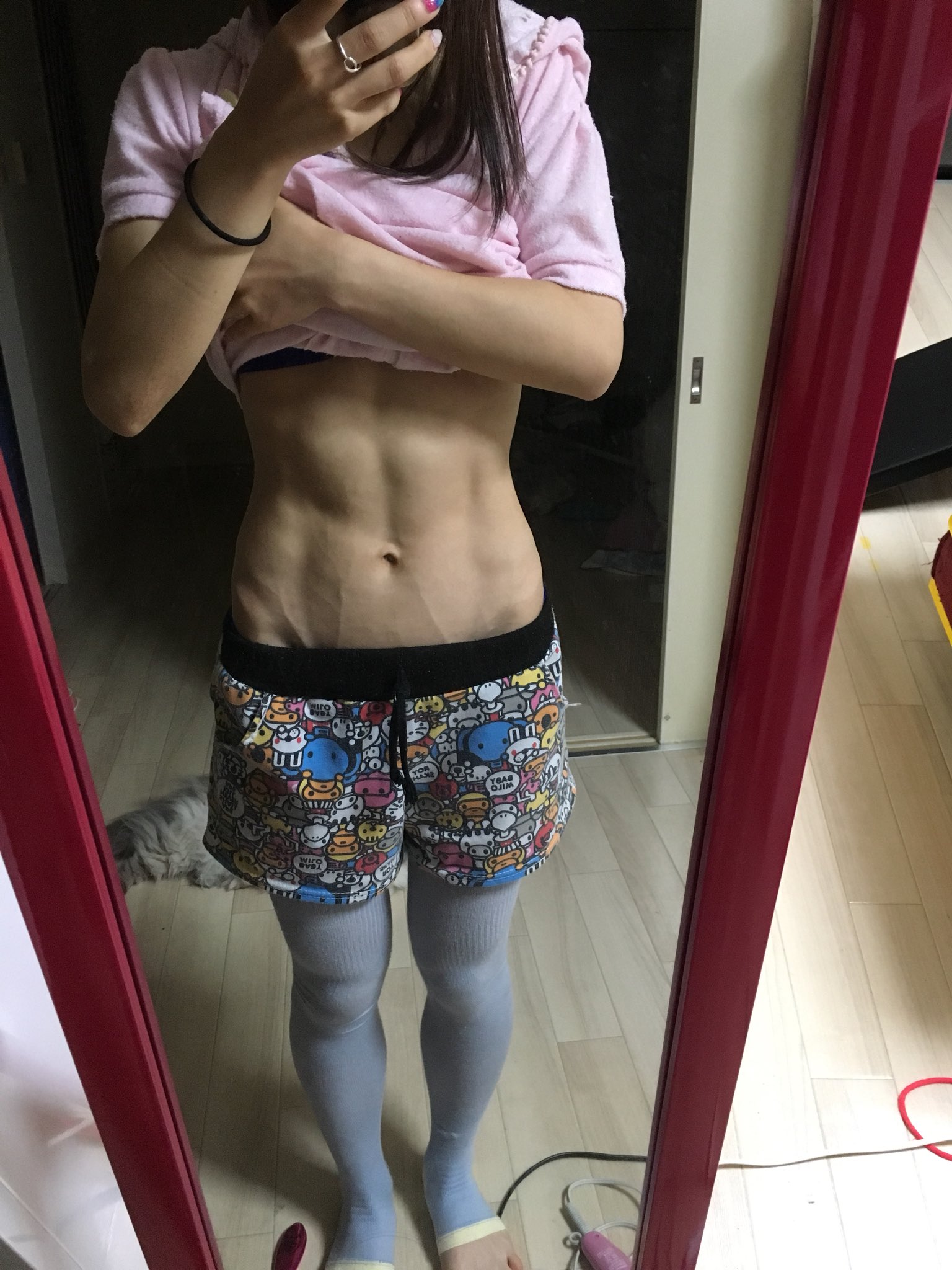 てこびっち 血管浮き出てるのはどうにかしたい あとくびれがたりない 写真載せまくるのは褒められると伸びるタイプだからです 腹筋褒めて 筋トレ 腹筋女子 てこびっち 血管浮き出てるのはどうにかしたい あとくびれがたりない 写真載せまくるのは褒められると伸びるタイプだからです 腹筋褒めて 筋トレ 腹筋女子