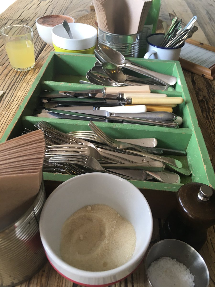 Marc_Allum's tweet photo. Iโve emptied plenty of kitchen drawers over the years...nice to see one being used! Fab breakfast! @rustypiguk #rustypig https://t.co/es5BdnbQOg