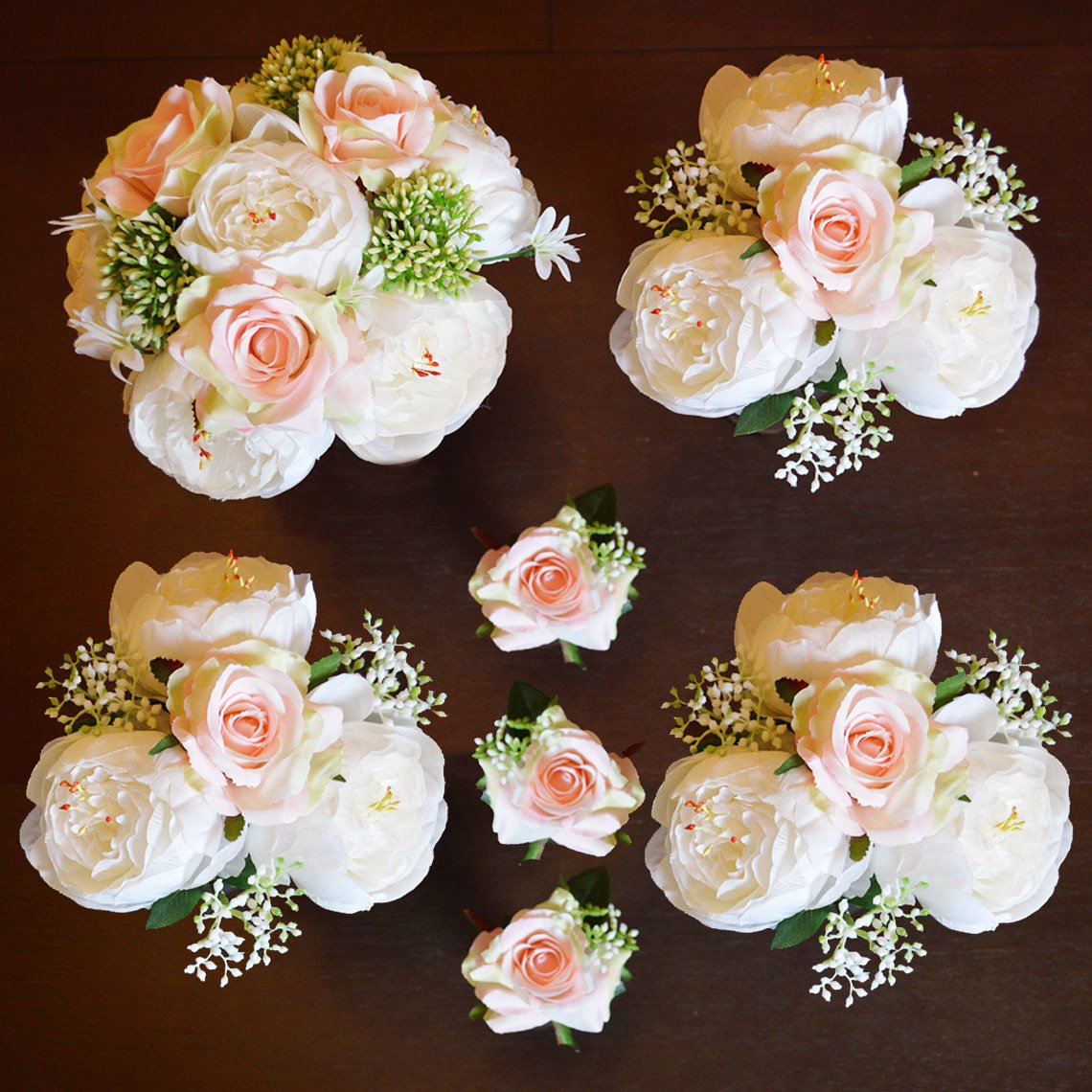 Having a neutral and understated wedding? 

Simple is beautiful! 💕🌹💐

How's #WeddingPlanning going?

#handcrafted #silkflowers #artificialflowers #florist #etsy #poenies #roses #prettyinpink #weddinginspiration #weddingflowers #bridalflowers