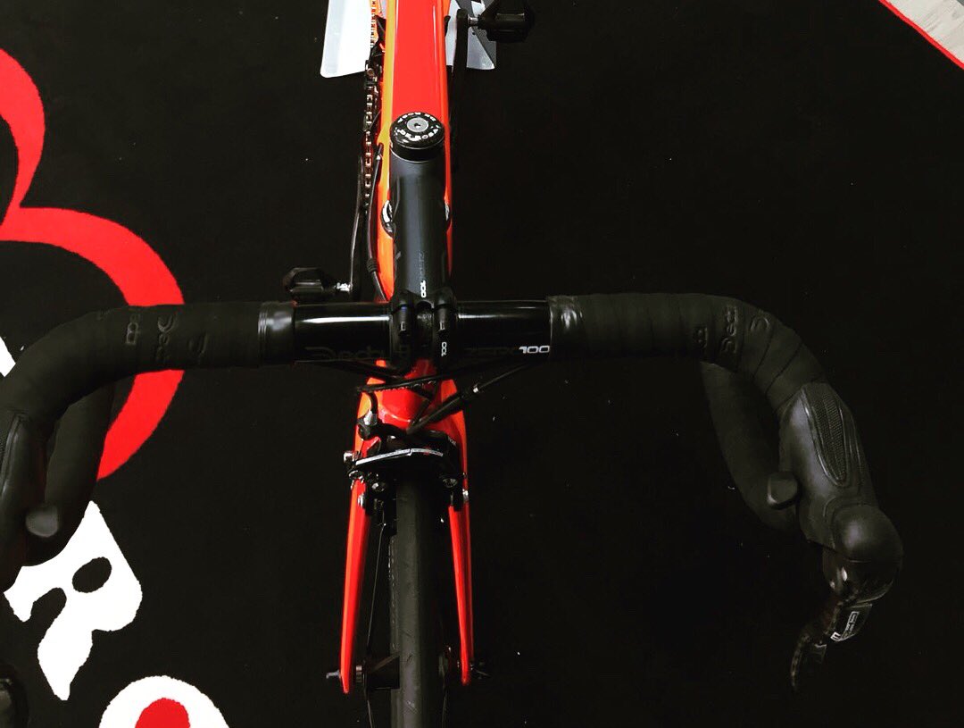 racescene_uk's tweet photo. This morning we are delivering this De Rosa Protos to Scotland! Complete with Campag Chorus, Shamal Mille wheelset, Deda Zero 100 bars and stem with Flite Saddle ๐ด๐ป๐ฎ๐น#DeRosa #CustomBuild #Racescene #Cycling #cyclinglife #italiancycles #yorkshire #barnsley https://t.co/RLmfQSE2TX