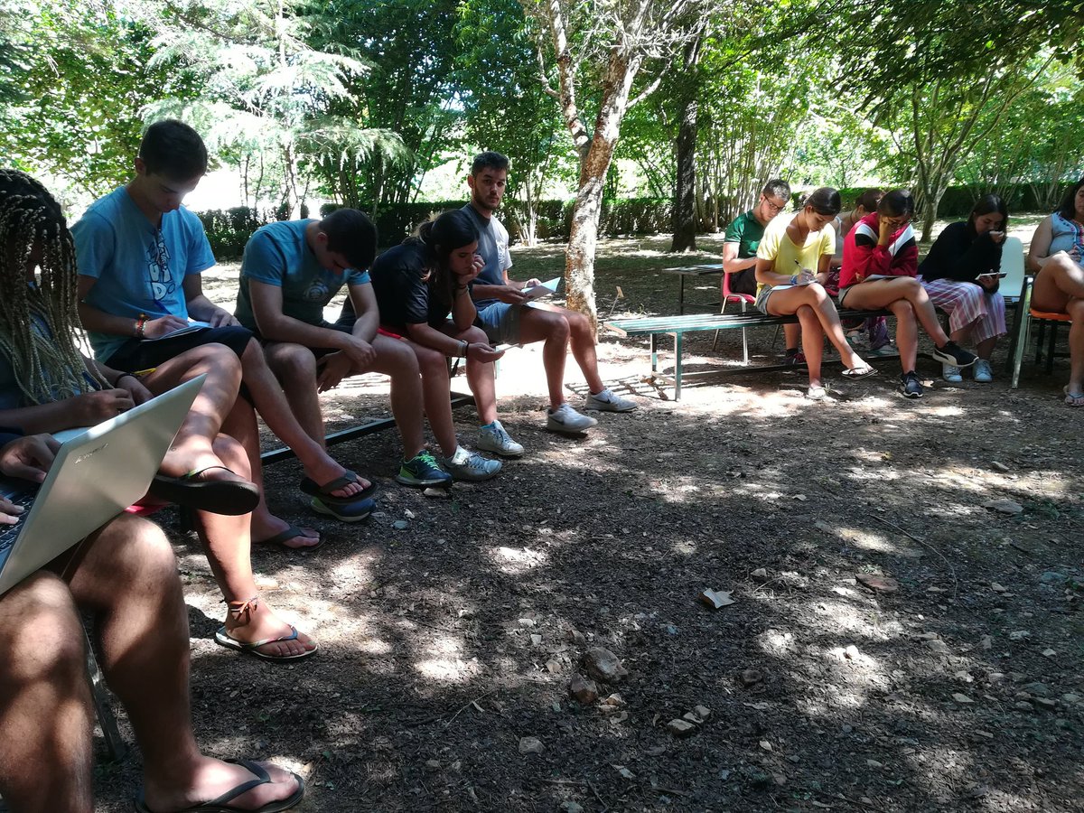 GVXMediterranea's tweet image. #Contemplar nuestra mirada. #Contemplar nuestros ojos con la mirada de Dios #GVX #Maristas #Comunidad #experienciadeDios