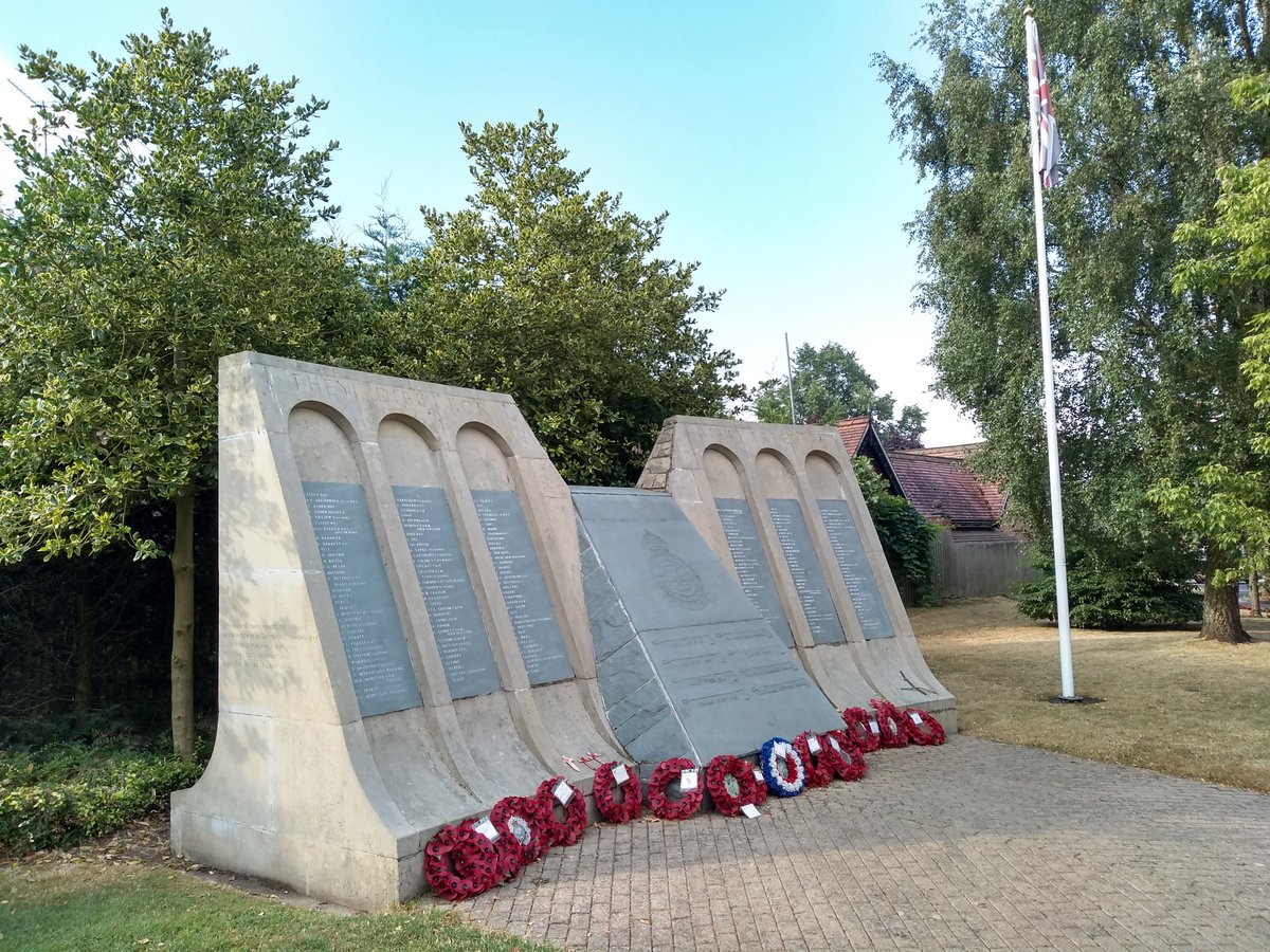 WarwalkerUpdate's tweet image. Very interesting day spent visiting aviation sites in Lincolnshire including the memorials in Woodhall Spa to those in 617 "Dambusters" Squadron killed in WW2 and in subsequent conflicts.