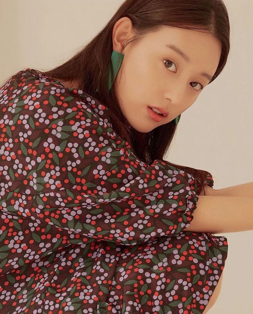jiwon_hq's tweet photo. Kim Ji Won for Basic House

#actresskimjiwon #金智媛 #김지원 #kimjiwon https://t.co/SfBB6tCg0i