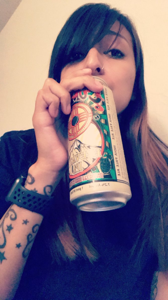 cnk_james's tweet photo. An Elevated IPA to kick off the weekend ๐ my favorite kind of beer.. Craft beer is the only good beer there is ๐ @LaCumbreBrewing #ElevatedIPA #GetElevated #CraftBeer https://t.co/IeANXeH0SD