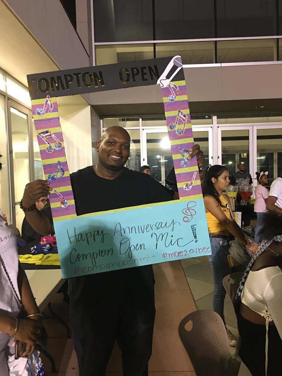 MusicByMH3's tweet photo. Great night in #Compton Happy Anniversary #comptonopenmic Thanksfor all the love with my new song #myjob #musicbymh3 🙌🏽🙌🏽❤️💯 https://t.co/sujuvcd339