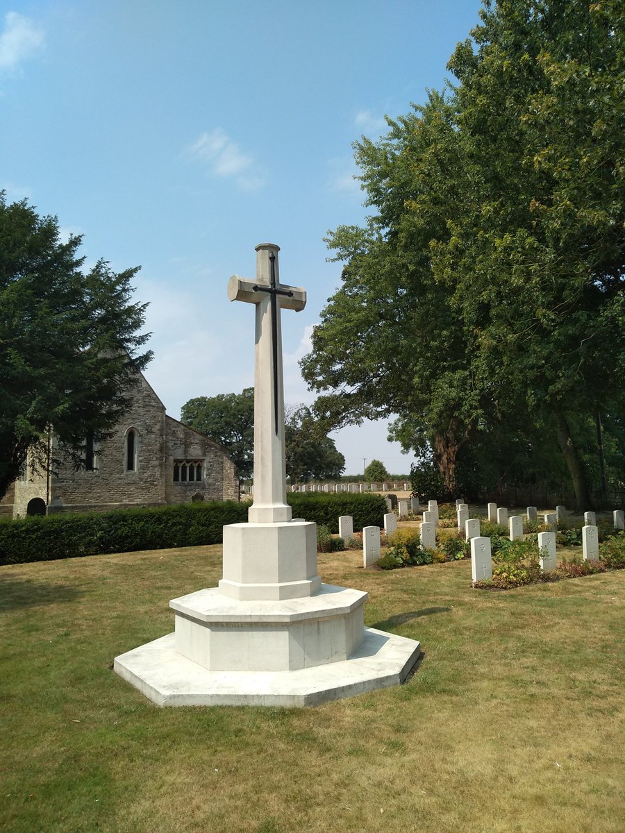 WarwalkerUpdate's tweet image. The churchyard in Scampton contains many WW2 RAF burials from the nearby station plus, in a separate plot, those lost in the postwar era. These include Flt Lt David Adam, killed with two other crew when their Canberra crashed during a training sortie in 1991.