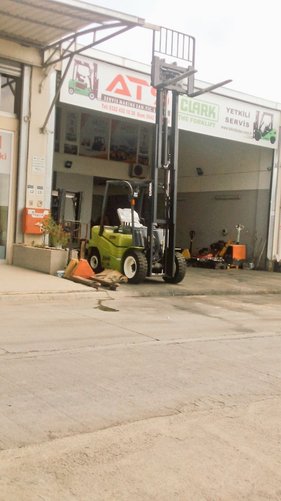 Günaydın işçi kardeşlerim 💪 günaydın dostlar 🙋 sana da günaydın köpek kardeş 🐕