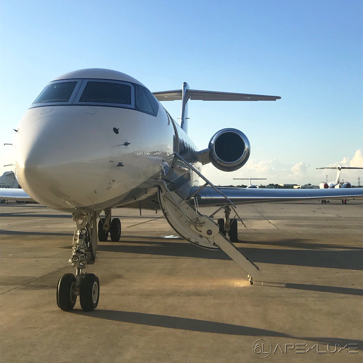 apexluxe's tweet photo. Where to ?  London, Paris , Madrid, Prague, Budapest .....?
Name the destination you want to visit !

#travel #destinations #worldwide #gulfstream #privatejet #privateaviation #luxurytravel #concierge #luxurylogistics #apexluxe #aviation #jet #elite #travelinstyle #Miami https://t.co/KnFfaYwQlP