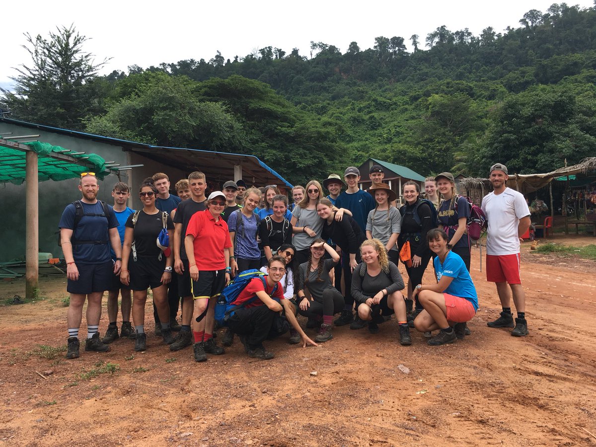 KLSPE's tweet image. Trek completed with everyone in one piece 50km completed over 4 days. Here are the before and after pics. Now time for a shower.