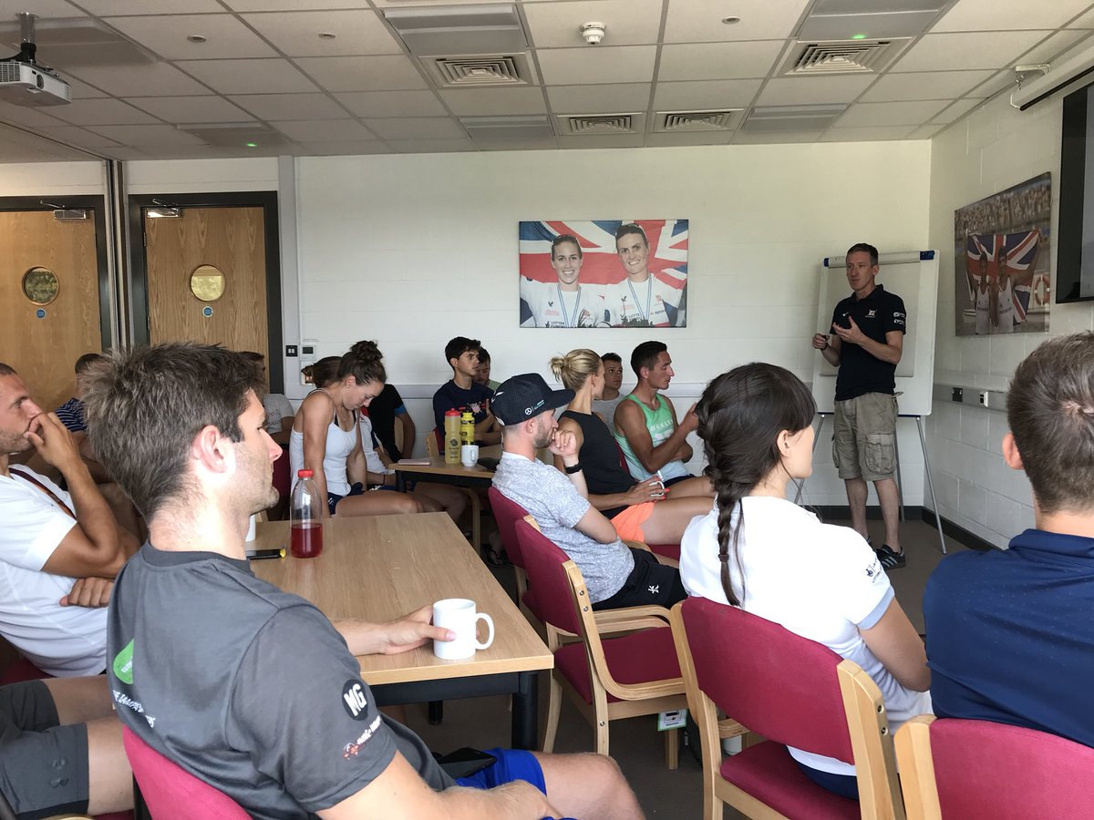 GBRT psychologist <a href="/chrisshambrook/">Chris Shambrook</a> running a session on sleep optimisation with the rowers. 4 countries in the next 2 months with only 2-3 nights in their own beds. It all starts with <a href="/Glasgow2018/">Glasgow 2018</a> and culminates at the <a href="/WorldRowing/">World Rowing</a> championship in Plovdiv, Bulgaria #fridayforum