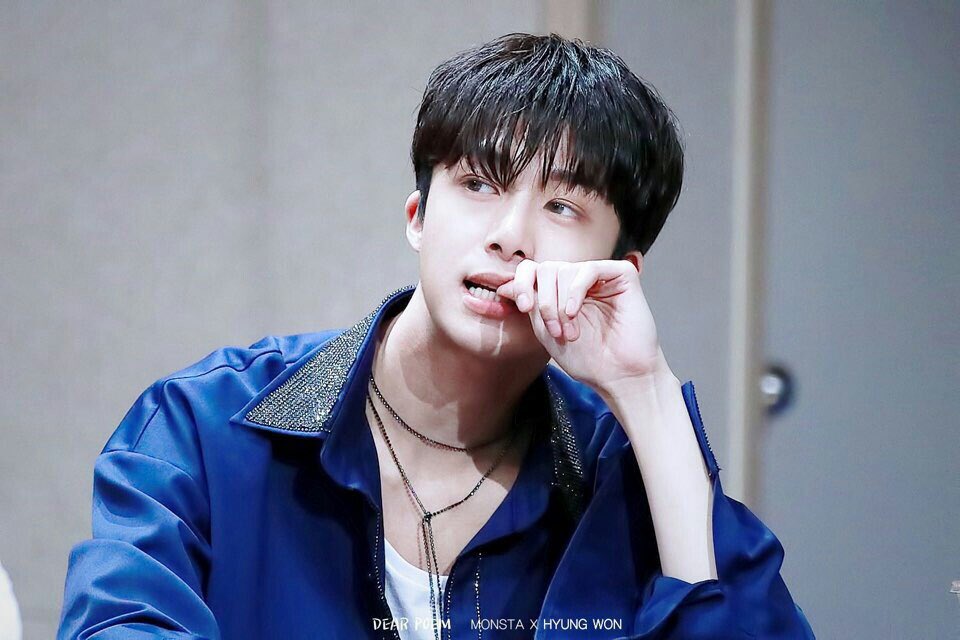 BLACKHAIR_GOOD's tweet photo. 5. 몬스타엑스 형원 https://t.co/HR0aChErsz