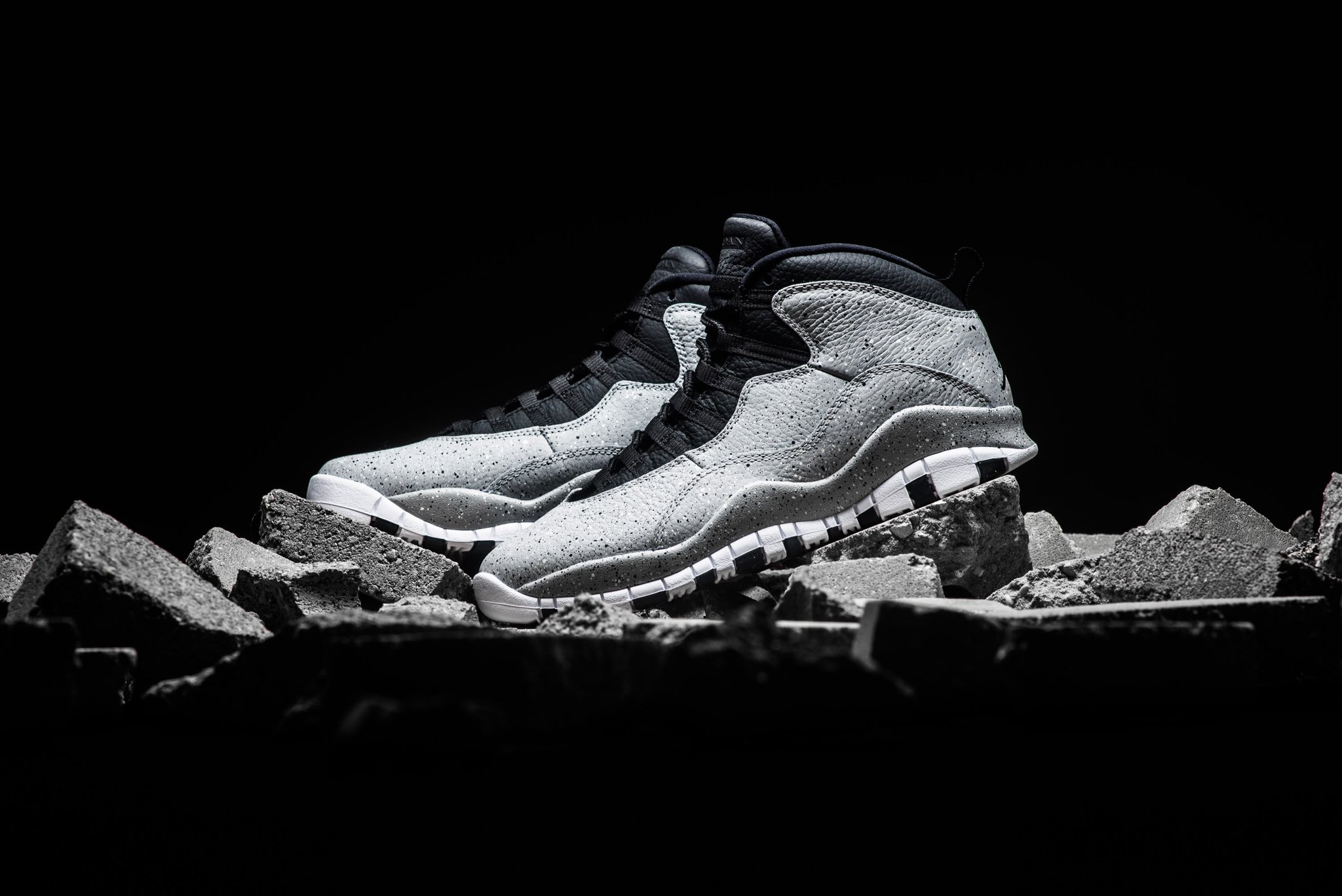 jordan 10 light smoke grey footlocker