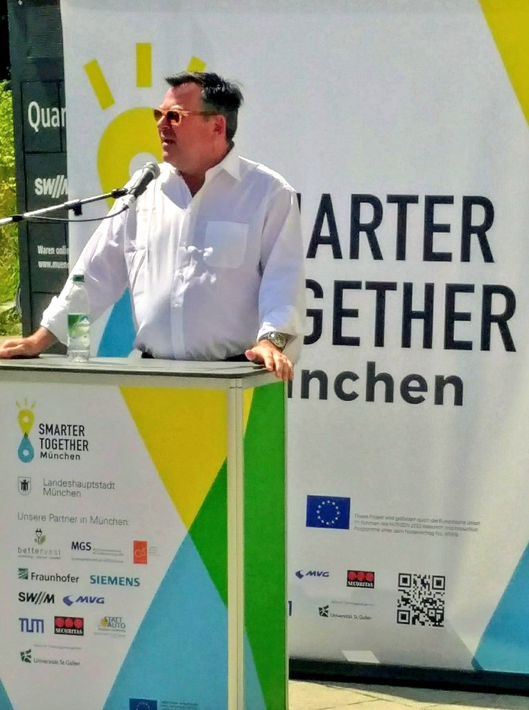 smart_muc's tweet photo. Impressionen von der #eröffnung der #mobilitätsstation am Westkreuz #München. Es gab viel zu sehen #ebike #etrike #ecar #sharing #sharingbox #infostele #munichcityApp #lichtmast #musik #besucher... Und tolles Wetter und Rahmenprogramm https://t.co/lZPlWzCSzP