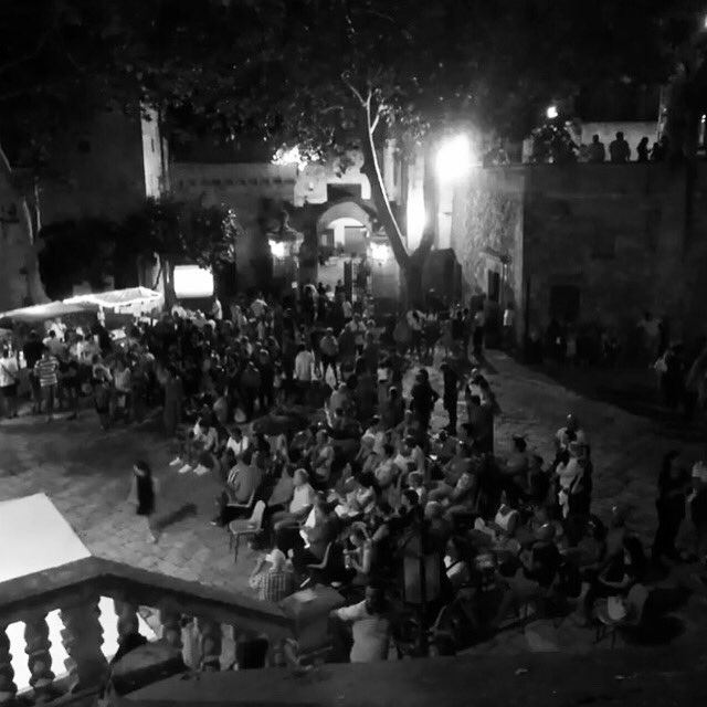 Musbicarovigno's tweet photo. Grande affluenza ieri notte per la festa di #cittadinanzattiva organizzata dalla #apsliberidi al #castellodicarovigno #carovigno #puglia #brindisi #weareinpuglia https://t.co/g4xcr9VQwd