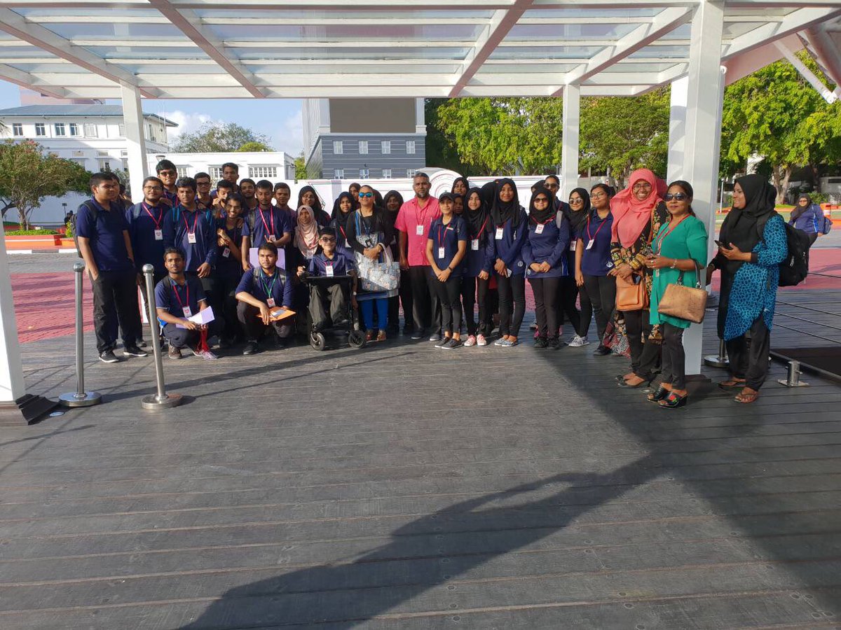 ajjuwaddh's tweet photo. Guraidhoo trip todayy!!! #help2heal https://t.co/VartPxLGZl