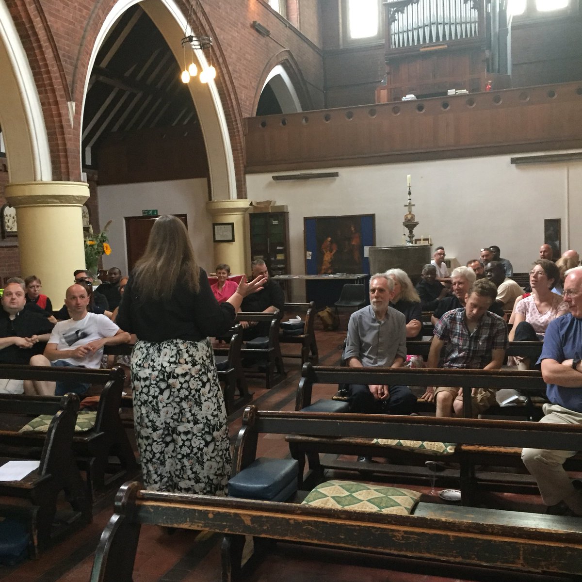 ArchdeaconLuke's tweet image. It’s seldom @JacquiAMiller &amp;amp; I present together these days as either @MulberryPS or @dioceseoflondon take all the time. But last week we joined the clergy chapters @StepneyArea to speak about evangelicals &amp;amp; catholics working together in mission.