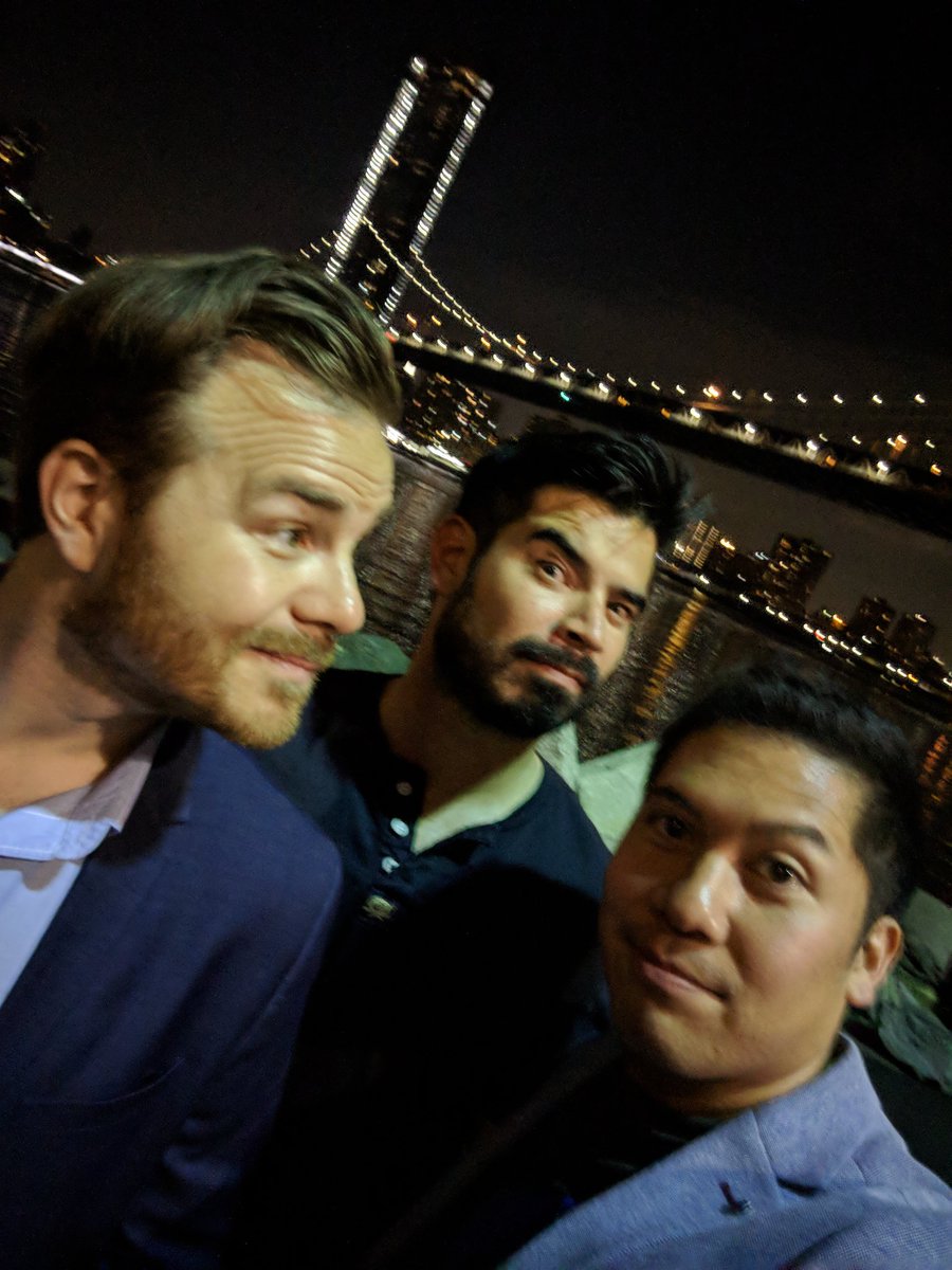 JustRojas's tweet photo. Who dat? #OWL2018 #Brooklyn #BrooklynBridge @OMENbyHP #TheFirstFinals @DallasFuel @Envy @overwatchleague #whoelseshoulditag? https://t.co/3QavxB8c0h