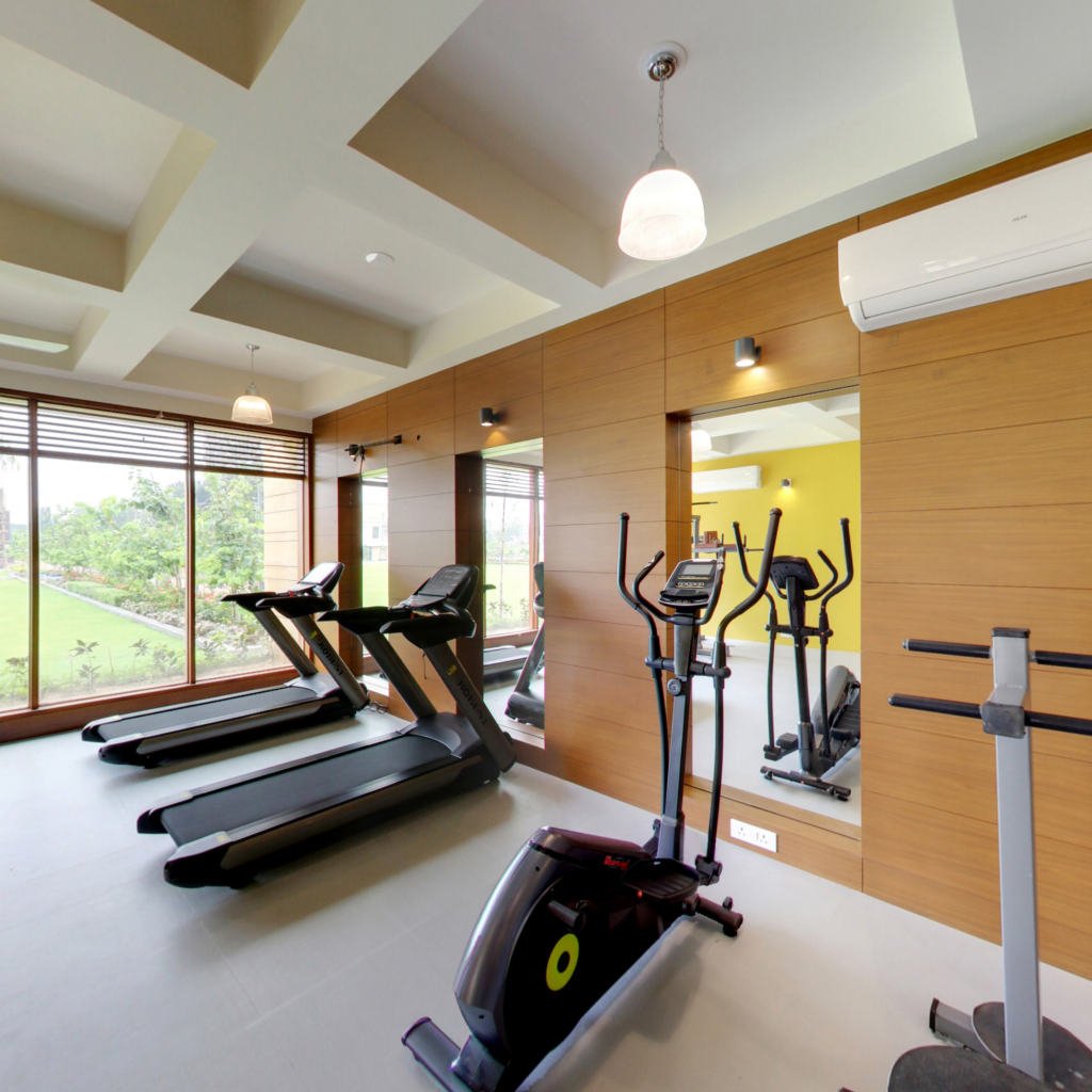 sakariya_group's tweet image. Fitness is always a priority &amp;amp; if you also think the same way, a #gym is an essential amenity to have. The fully equipped gym at #SvayamSymphony.

Explore other amenities: bit.ly/2yEI9Ze

#sakariyagroup #workout #fitness #luxurious #bungalows #realestate #anand #gujarat
