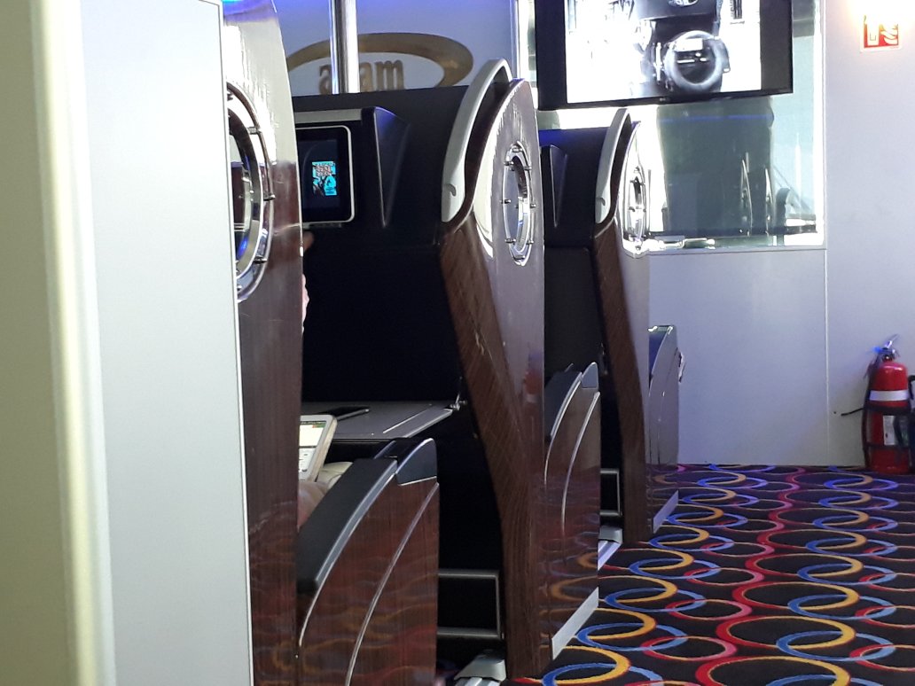 Mugabekenneth's tweet image. #Azam #KilimanjaroVI #RoyalClass.  Awesome