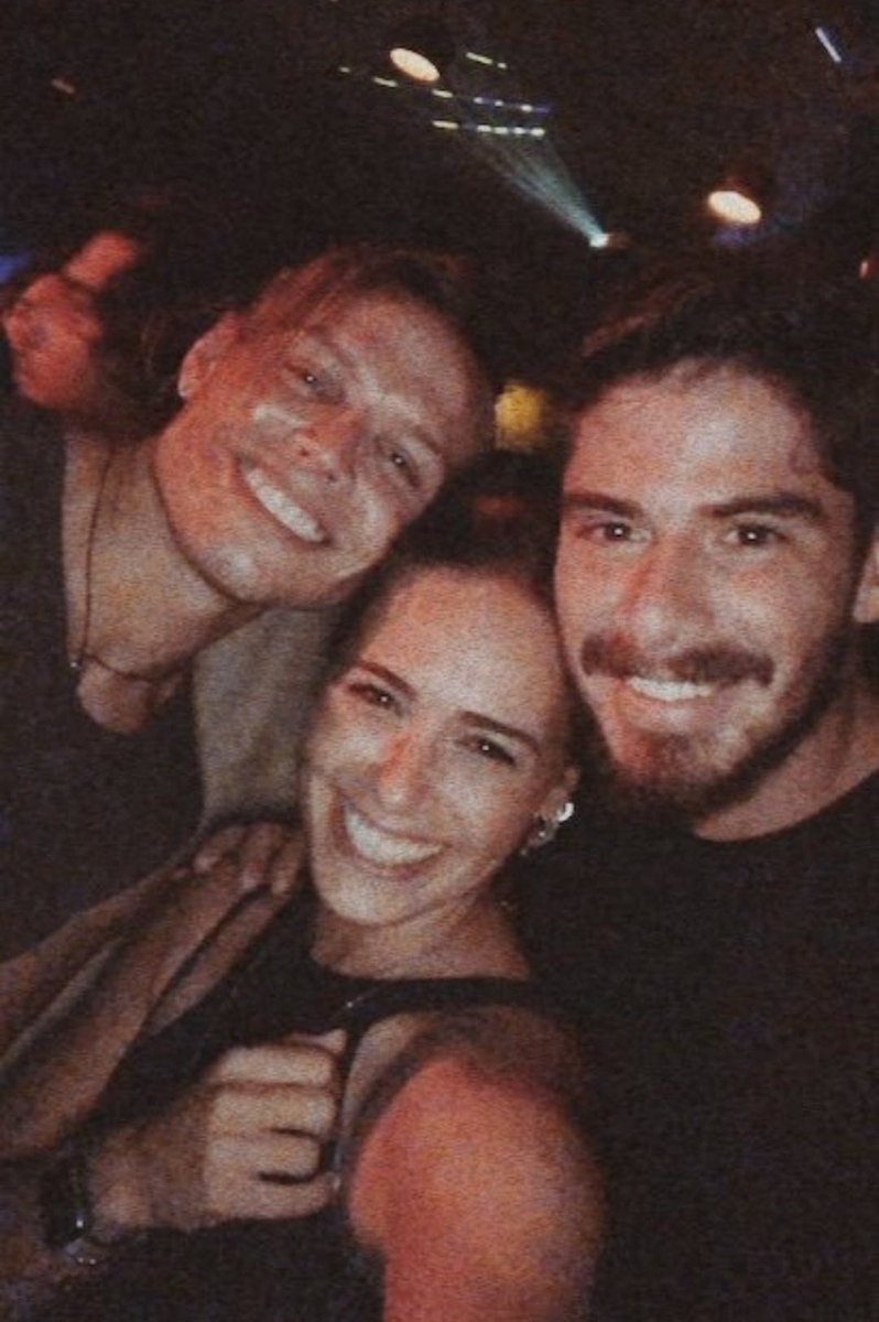 FunDamlaCan's tweet photo. Çok güzelsiniiiizz 💛 @damlacan_ @MuratCeylanWish @AnilBerkBaki  #DamlaCan #MuratceylanWish #AnilBerkBaki https://t.co/Wh59NulMDe