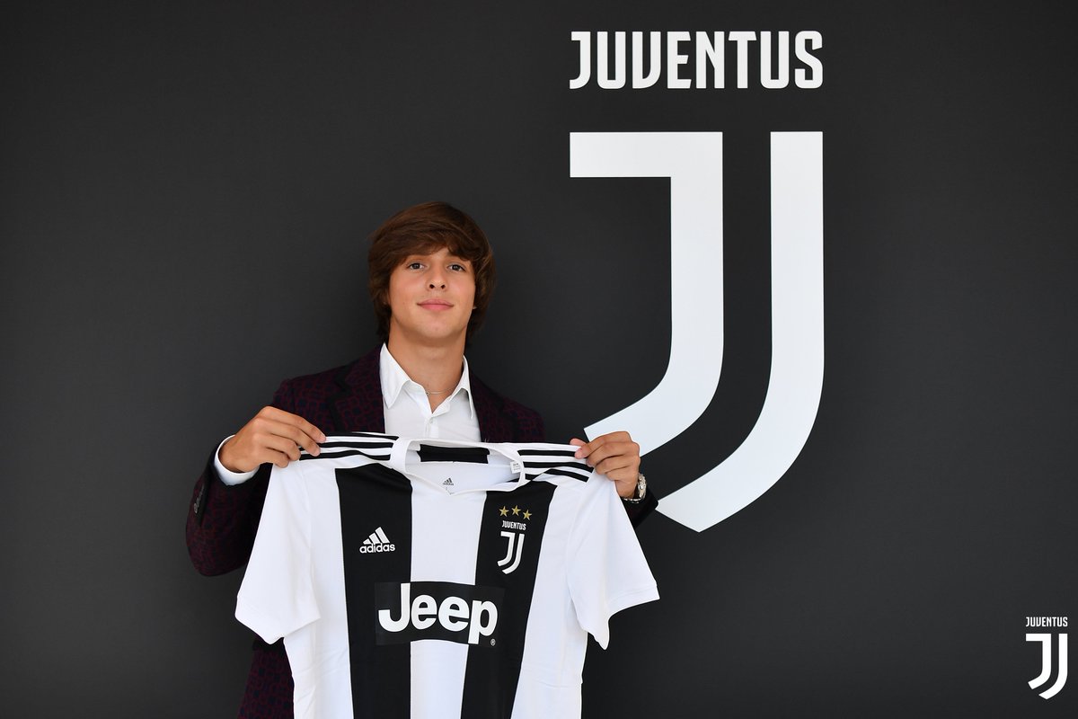 📝 DEAL DONE: Juventus have signed wonderkid Pablo Moreno from Barcelona for €700,000. (Source: <a href="/juventusfcen/">JuventusFC 🇬🇧🇺🇸</a>)