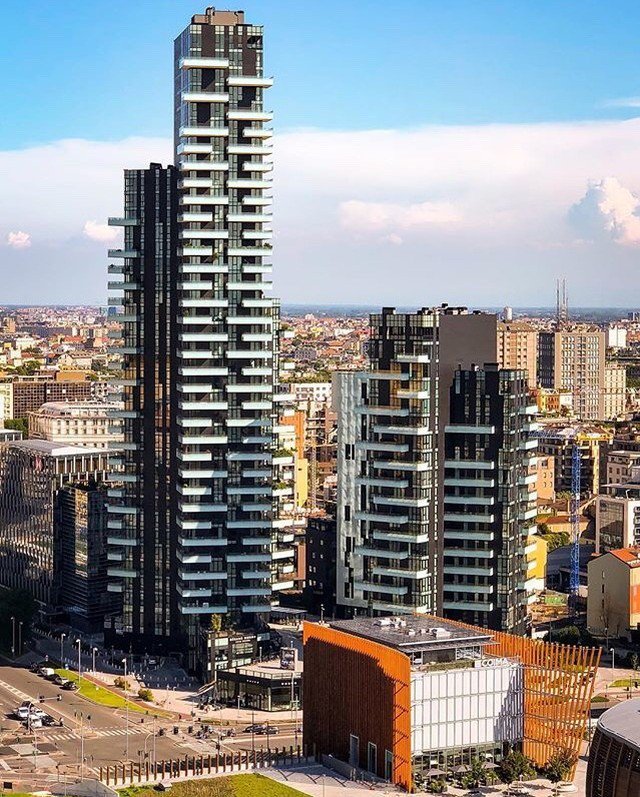 PrincipeSavoia's tweet photo. To infinity and beyond, by @paulpablophotography
#visitmilano •
•
•
•
•
•
•
•
#milano #aroundmi #Ilikeitaly #in_lombardia #browsingitaly #cntraveler #tlpicks #guardiantravelsnaps #mytinyatlas #beautifuldestinations #bestvacation #luxuryworldtrave… https://t.co/pU7AzEd93i https://t.co/7uy3cwXk3q