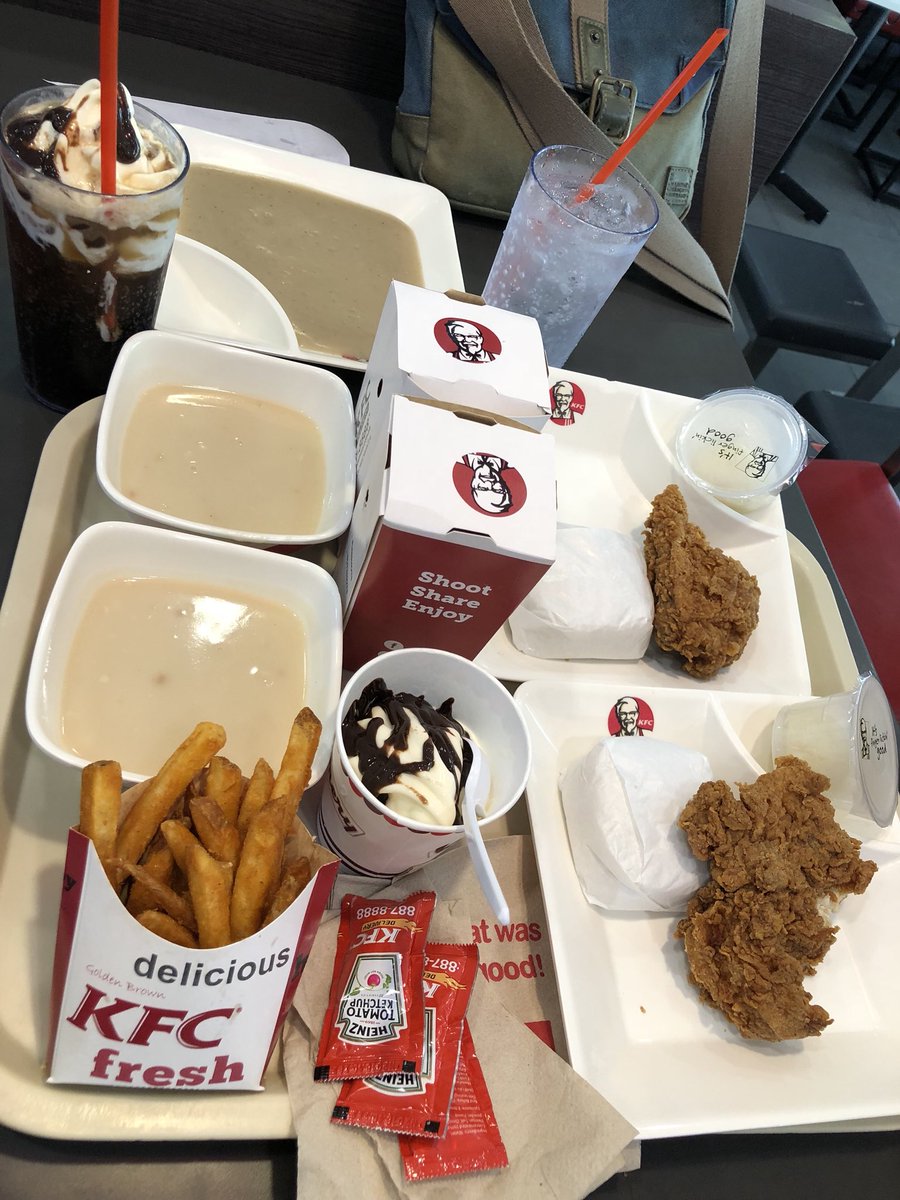 charleenramones's tweet image. #favepart😍😋
#withhim😘❤️