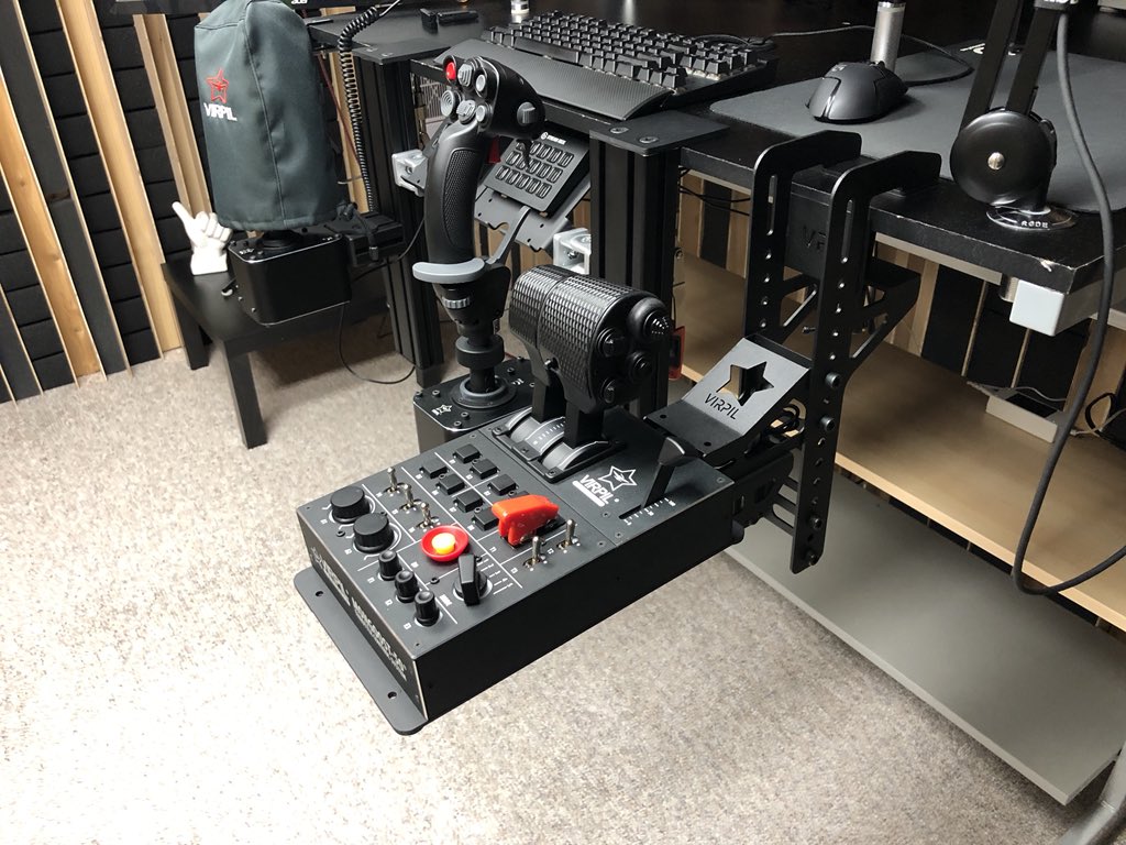 NOOBIFIER1337's tweet image. #overbuilt @VIRPILControls  review process continues. I’m taking the time to go through setup, configuration and adjustment to get a feel for the product. The MT-50 throttle is not a lightweight #allmetal #virpil #nobullshit