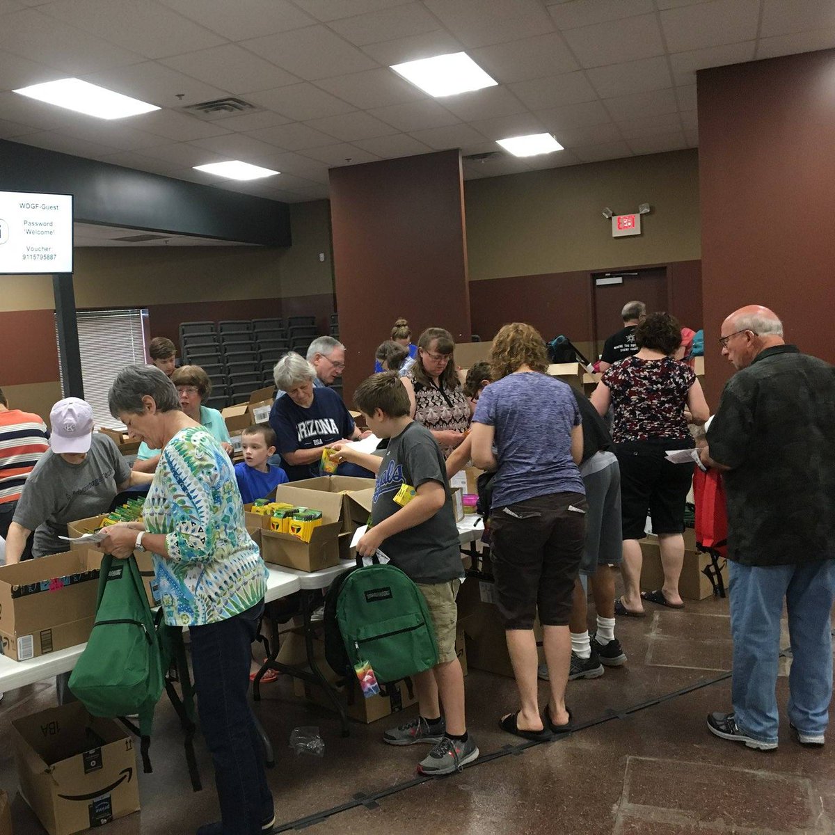 WordofGraceRT's tweet photo. We had an amazing turn out for a our second Live-to-Bless weekend, all about serving a local elementary school with backpacks loaded up with school supplies for Fall 2018. How can you make an impact on the Raytown community? Ask about #livetobless &amp; #truthwgrace https://t.co/VlV65gM4mw