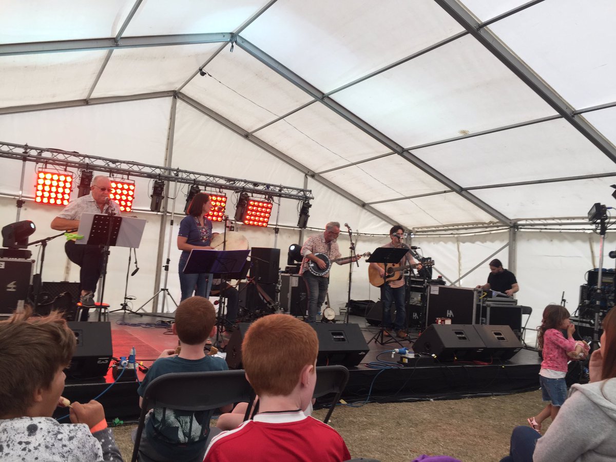 TrinitySeniorSc's tweet image. No rest for Mr B and &apos;The Chaps&apos; - called in to entertain the crowds in the first day of carnival week. Watched by some of his fans aka Lucas and Liam! @prepheadtrinity #rolemodelling #leadership See the school float on Thursday evening #carnivalclub