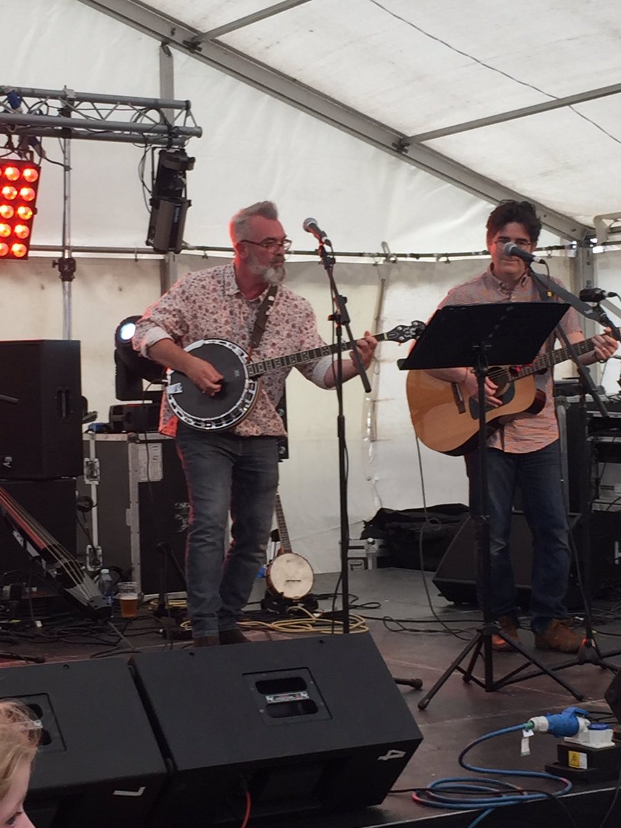 TrinitySeniorSc's tweet image. No rest for Mr B and &apos;The Chaps&apos; - called in to entertain the crowds in the first day of carnival week. Watched by some of his fans aka Lucas and Liam! @prepheadtrinity #rolemodelling #leadership See the school float on Thursday evening #carnivalclub
