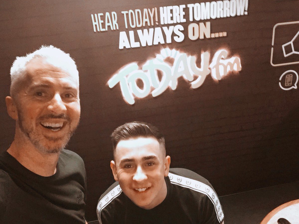 DecPierce's tweet photo. Focusing again tonight on new Irish music talent on #BlockRockinBeats 6-9pm @TodayFM. I’ll be joined by one of the finest Irish DJs &amp; Producers at the moment @OfficialRobbieG. He’s actually very tall but didn’t want to block the Today FM logo 😂🙌🏽 Watch out for this young lad https://t.co/xdH8NvLe8M