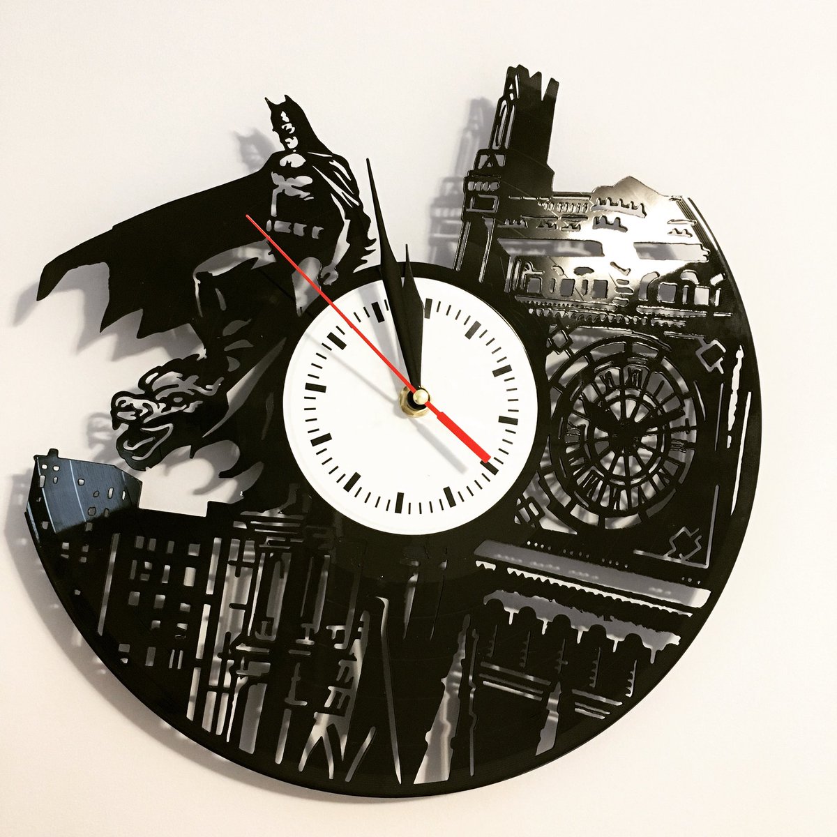 RobMcZob's tweet image. #Batclock