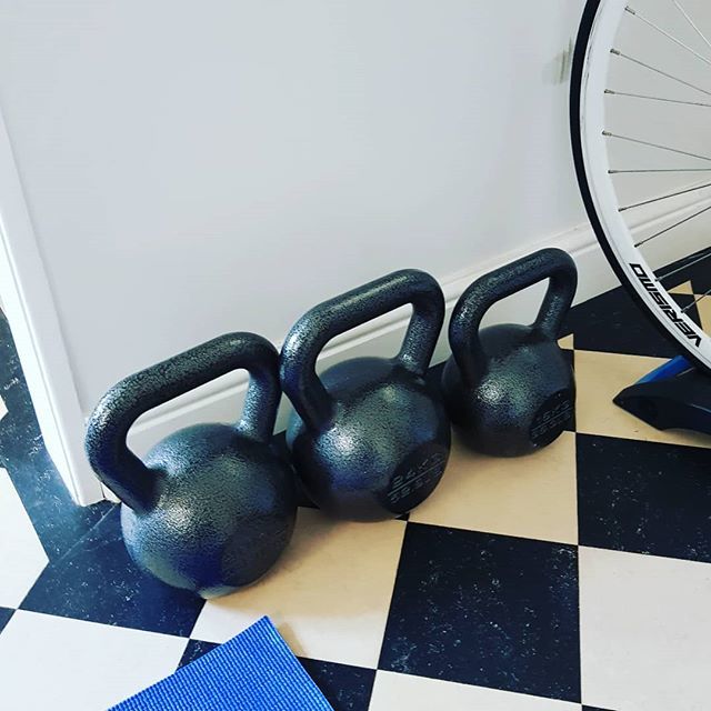 Ancient Soviet weapons against weakness... Best way to start the day.
.
.
#strongfirst #endurance #fitness #fitfam #kettlebells #wod #instarun #instafit #zwift #strava #crossfit #crossfitendurance #ironman #nodaysoff ift.tt/2uWz76m