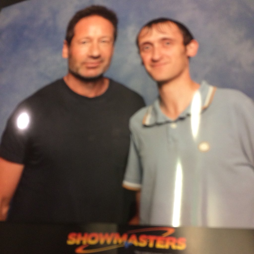 2018/07/28 - David at London Film & Comic Con at Olympia London DjM4_i8XgAEB4cF